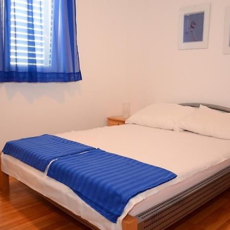 Apartments Bozic Novi Vinodolski Bagian luar foto