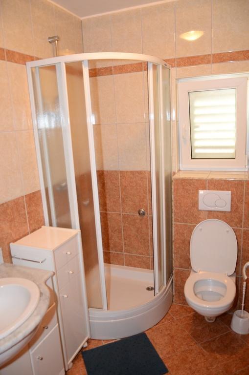 Apartments Bozic Novi Vinodolski Ruang foto