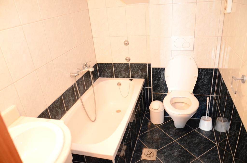 Apartments Bozic Novi Vinodolski Ruang foto