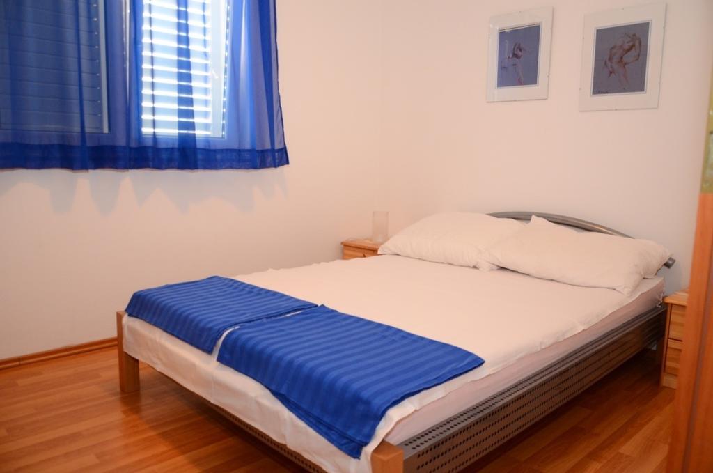 Apartments Bozic Novi Vinodolski Bagian luar foto